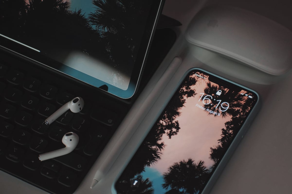 Redeem UK & Envirofone Brand Acquired by SK Tes